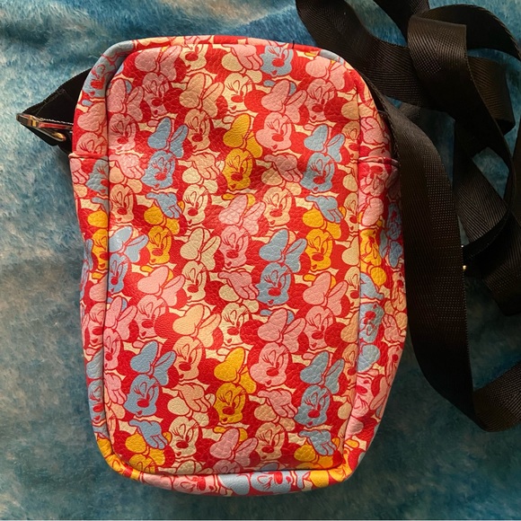 Minnie Mouse Crossbody Bag - Picture 5 of 5